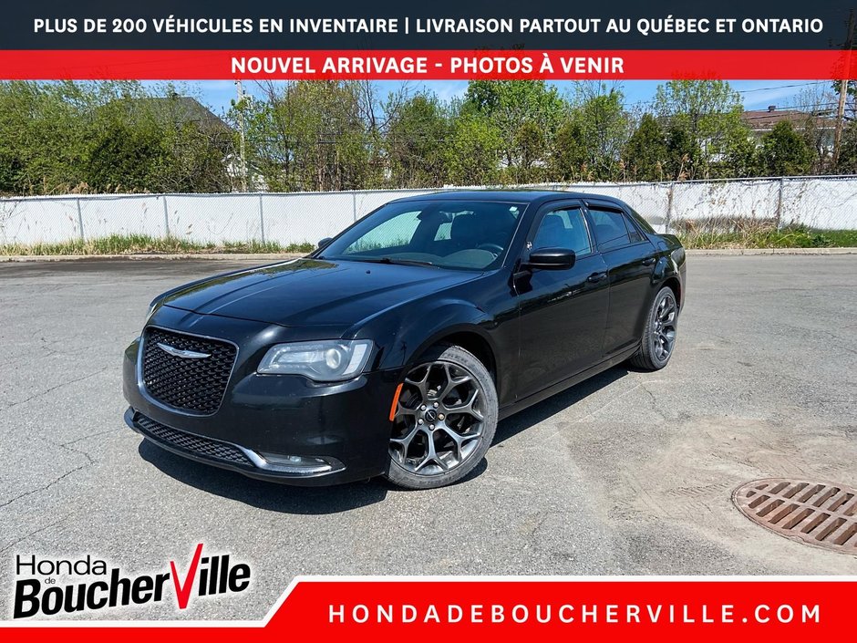 2016 Chrysler 300 300S in Terrebonne, Quebec - w940px