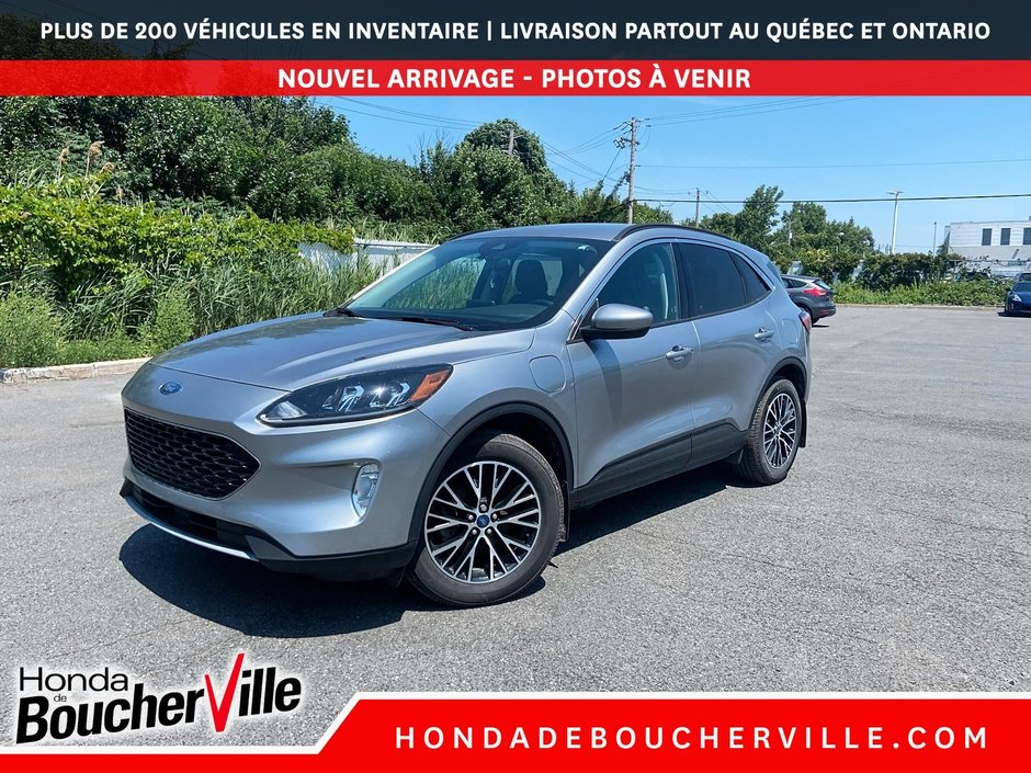 Ford Escape SEL Plug-In Hybrid 2021 à Terrebonne, Québec - w940px