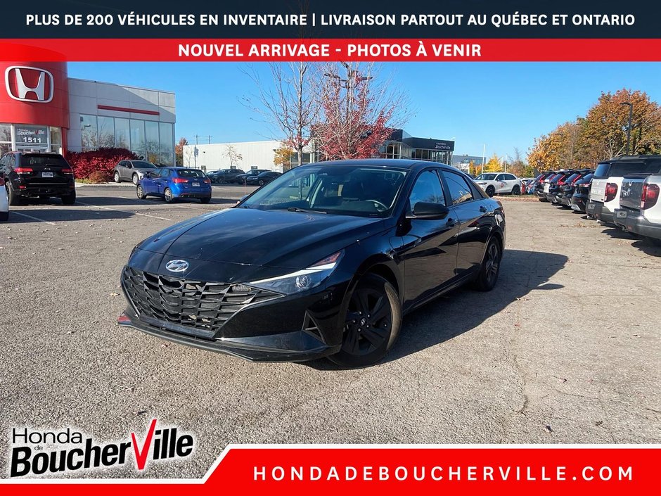 Hyundai Elantra Preferred 2022 à Terrebonne, Québec - w940px