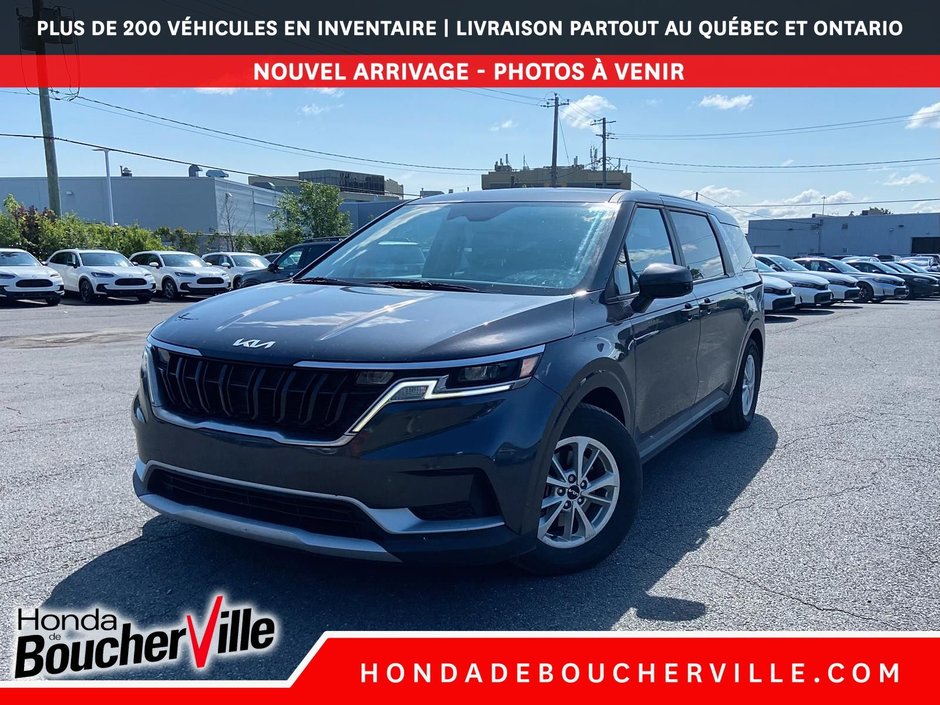 Kia Carnival LX 2023 à Terrebonne, Québec - w940px