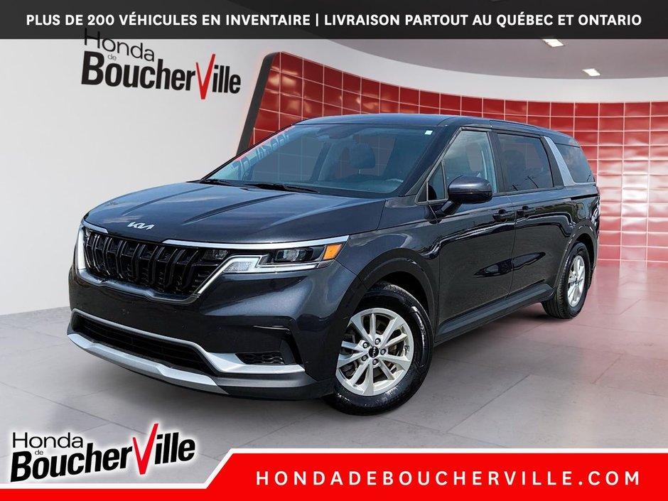 2023 Kia Carnival LX in Terrebonne, Quebec - w940px