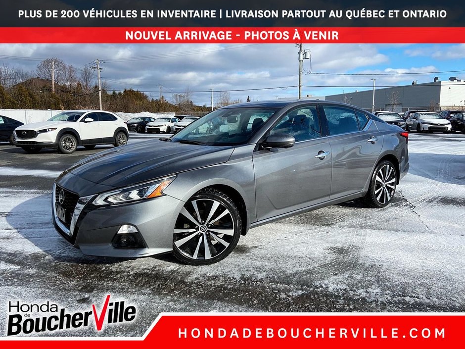 2022 Nissan Altima 2.5 Platinum in Terrebonne, Quebec - w940px