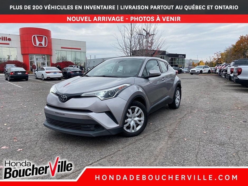 2019 Toyota C-HR LE in Terrebonne, Quebec - w940px