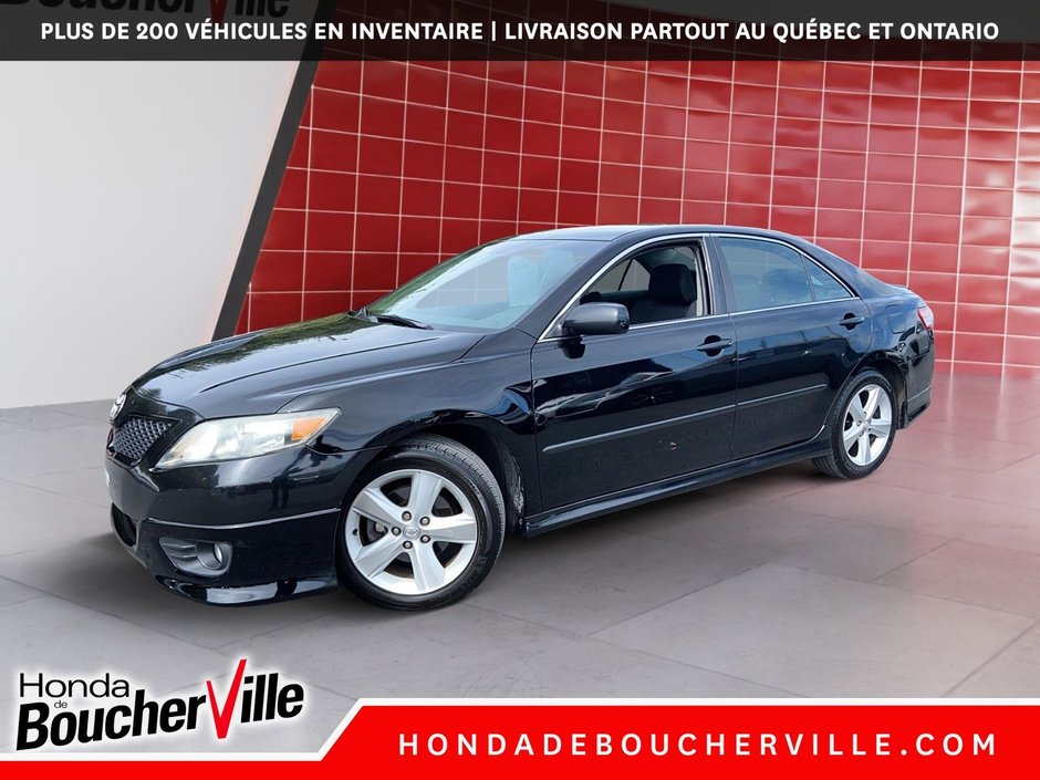 2010 Toyota Camry SE in Terrebonne, Quebec - w940px