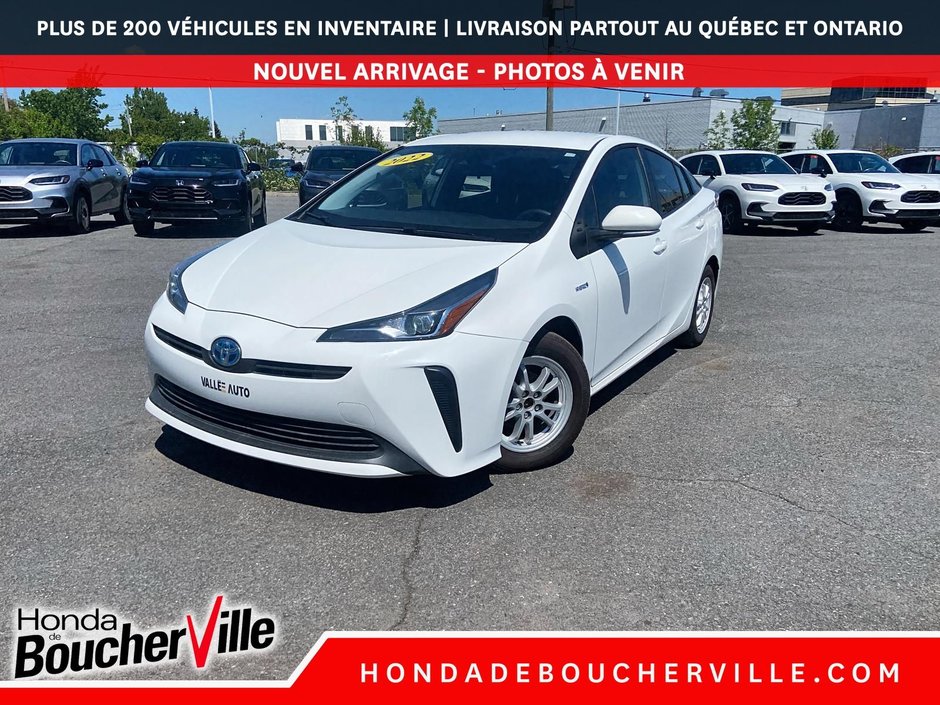 2022 Toyota Prius HYBRID in Terrebonne, Quebec - w940px