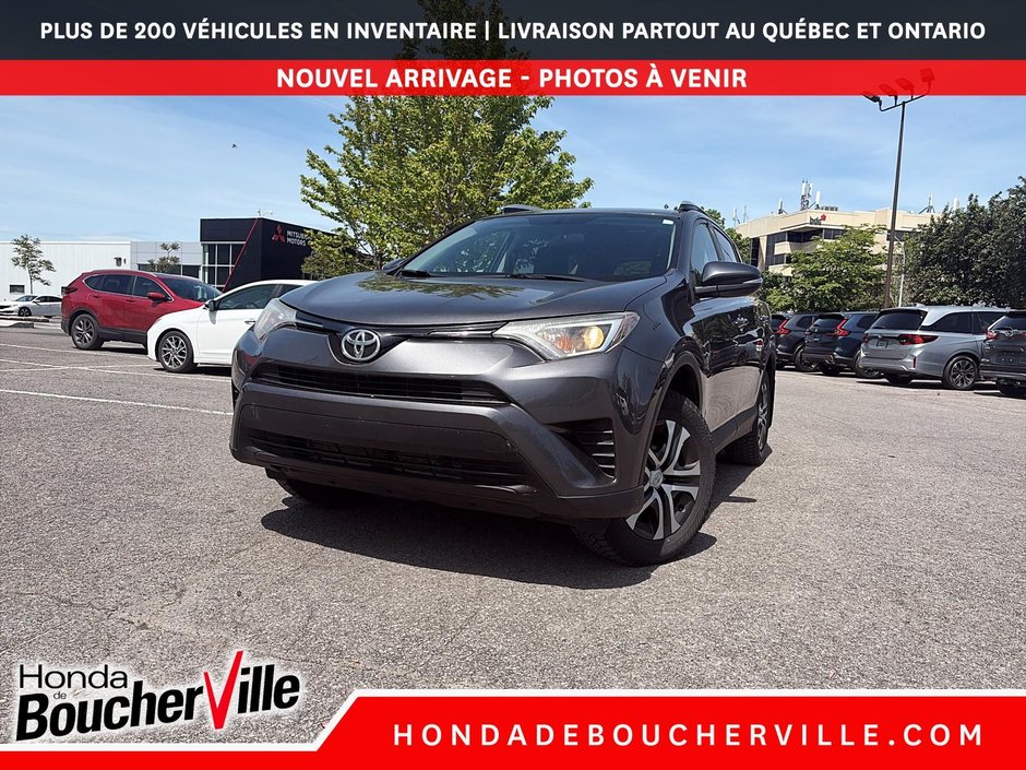 2016 Toyota RAV4 LE in Terrebonne, Quebec - w940px