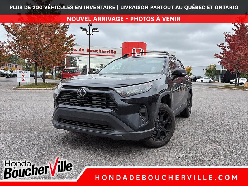 2021 Toyota RAV4 LE in Terrebonne, Quebec - w940px
