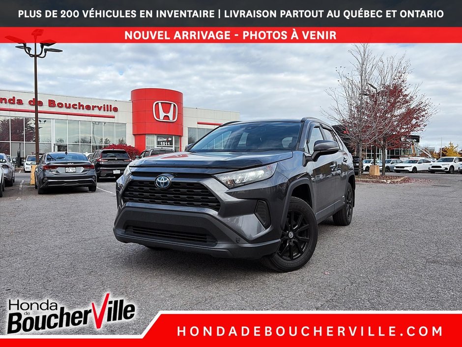 Toyota RAV4 LE HYBRID 2023 à Terrebonne, Québec - w940px