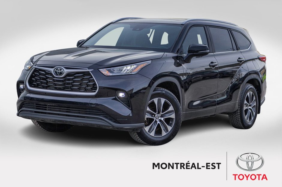 Toyota Highlander XLE AWD **JAMAIS ACCIDENTÉ+CUIR+TOIT+8 PASSAGERS** 2023 à Charlemagne, Québec