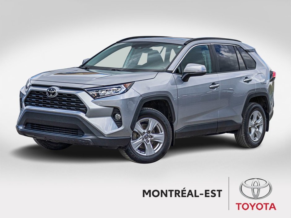 2021 Toyota RAV4 XLE AWD **JAMAIS ACCIDENTÉ+TOIT+CARPLAY+MAG** in Saint-Jérôme, Quebec