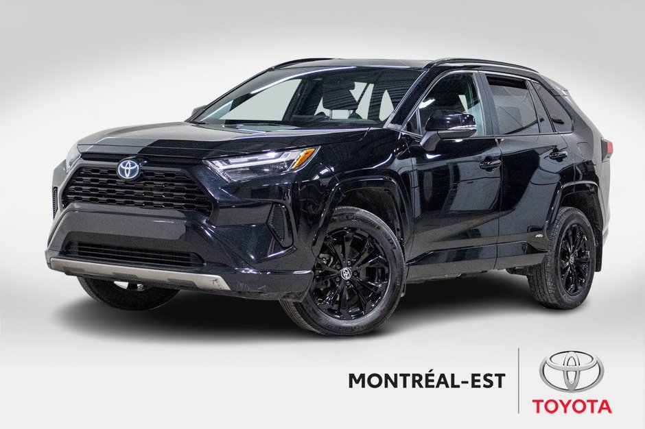 2023 Toyota RAV4 Hybride SE **JAMAIS ACCIDENTÉ+TOIT+CARPLAY+CAMÉRA+MAG** in Charlemagne, Quebec