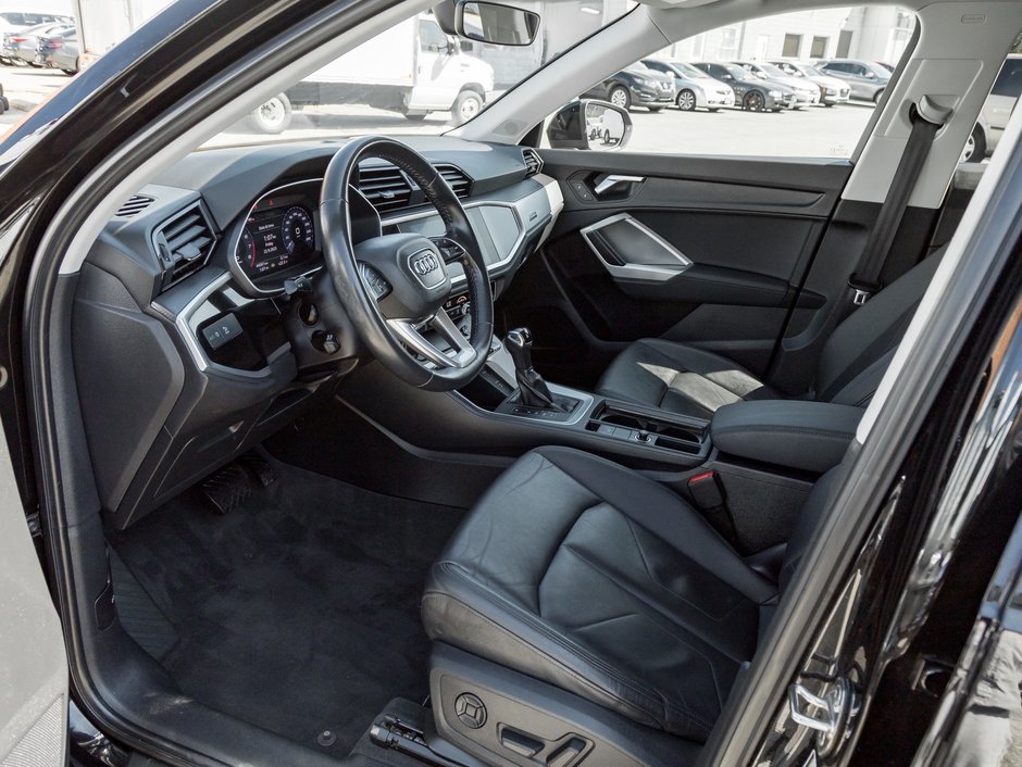 2019 Audi Q3 2.0T Komfort-9