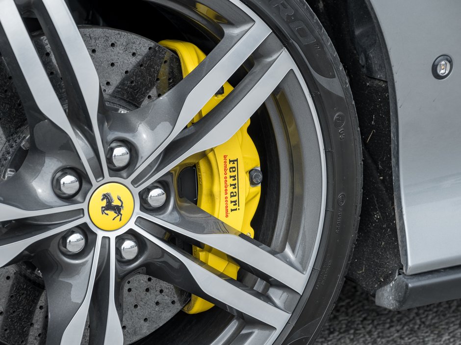 2019 Ferrari Portofino-11