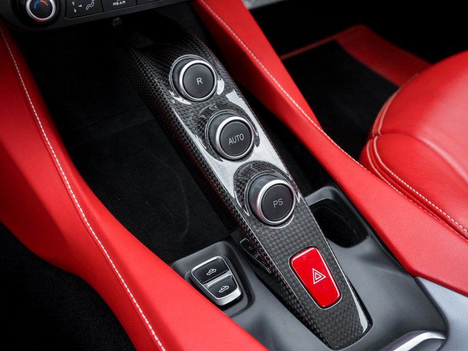 2019 Ferrari Portofino-35
