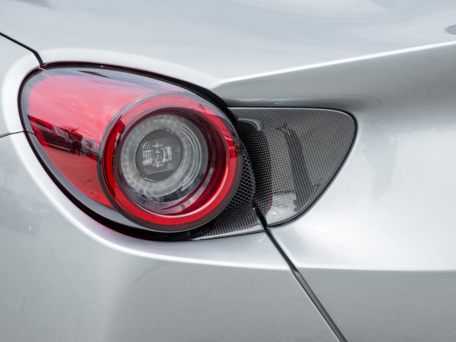 2019 Ferrari Portofino-20