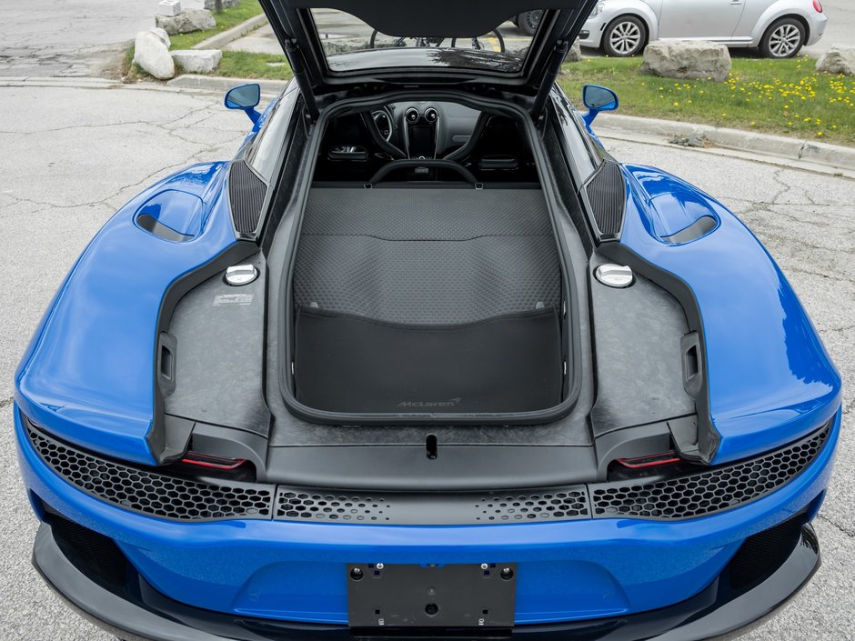 2022 McLaren GT-9