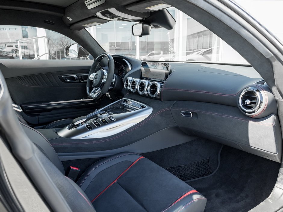 2020 Mercedes-Benz AMG GT C-38
