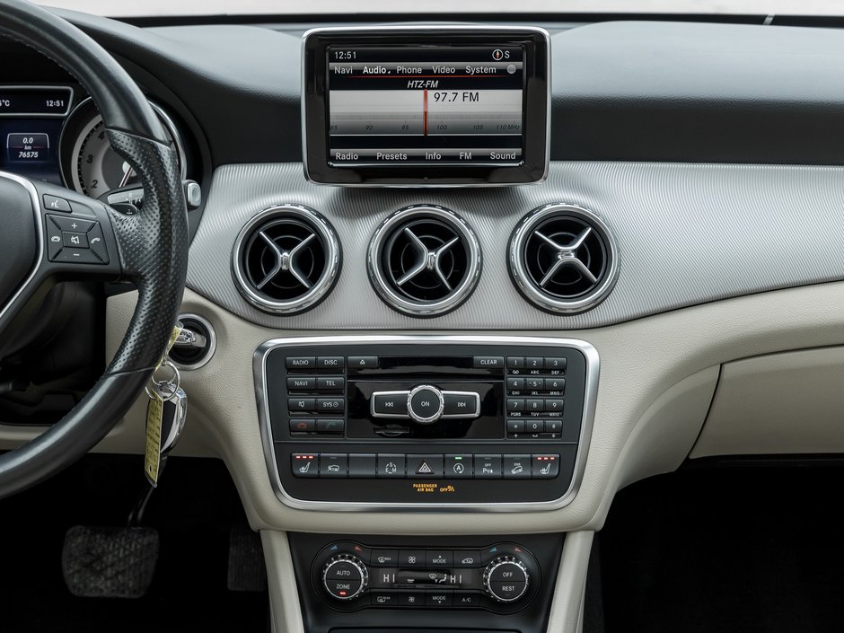 2015 Mercedes-Benz GLA-Class GLA 250-21
