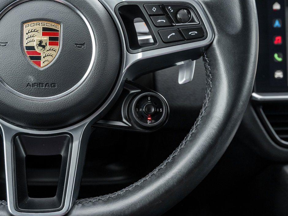 2022 Porsche Cayenne-11