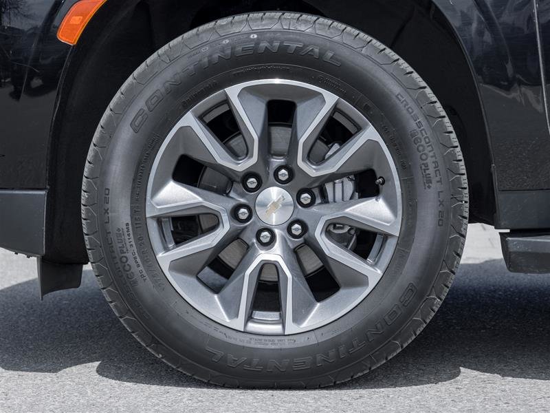 2023 Chevrolet Suburban 4x4 LS-4
