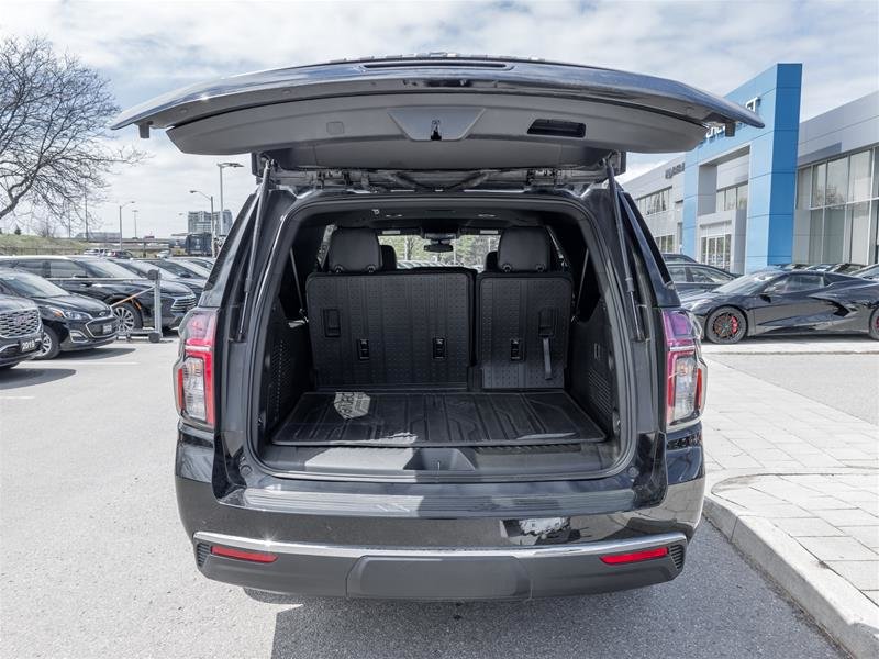 2023 Chevrolet Suburban 4x4 LS-25