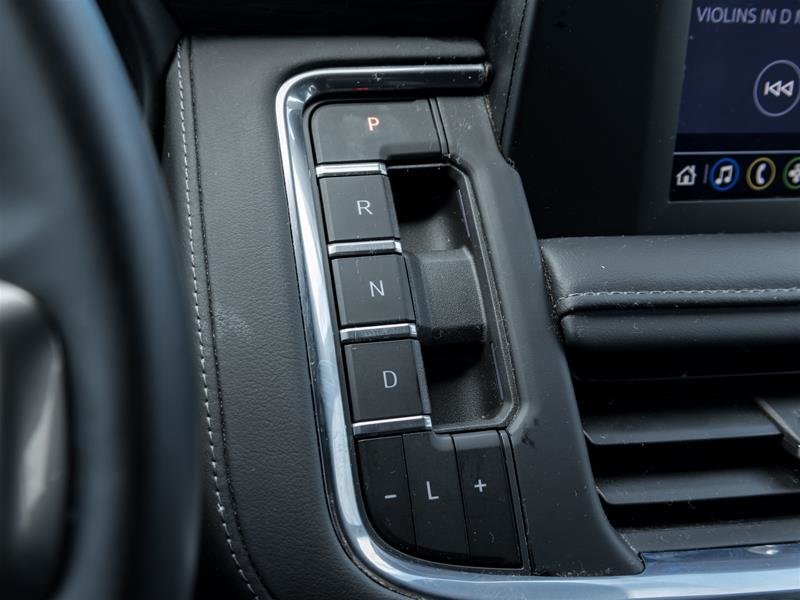 2023 Chevrolet Suburban 4x4 LS-16