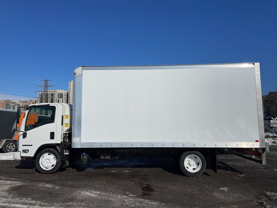 2017 Isuzu NRR Used 2017 Isuzu NRR Diesel Isuzu Warranty!-9