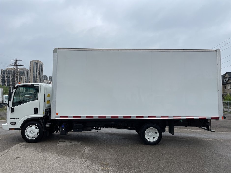 2018 Isuzu NRR Used 2018 Isuzu NRR Diesel 20' Body Walk-Ramp-7