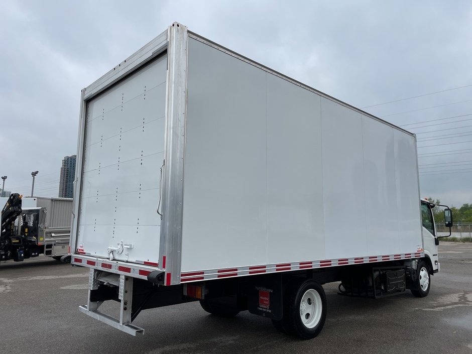 2018 Isuzu NRR Used 2018 Isuzu NRR Diesel 20' Body Walk-Ramp-4