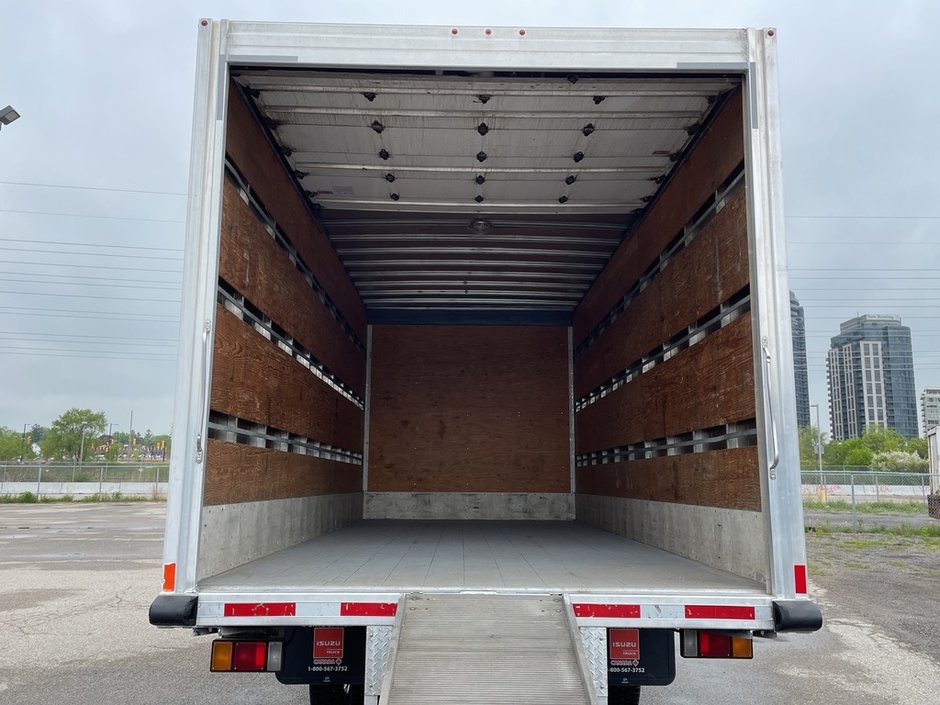 2018 Isuzu NRR Used 2018 Isuzu NRR Diesel 20' Body Walk-Ramp-9