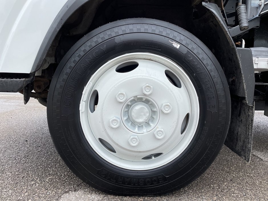 2018 Isuzu NRR Used 2018 Isuzu NRR Diesel 20' Body Walk-Ramp-10