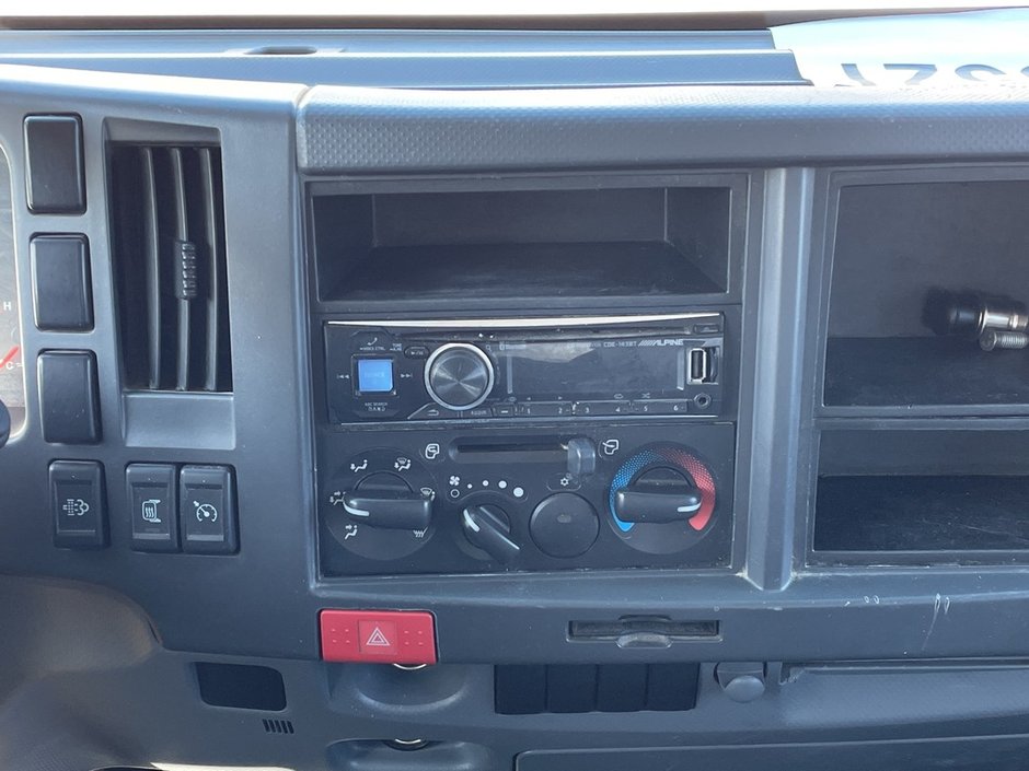 2018 Isuzu NRR Used 2018 Isuzu with Tailgate Loader-11