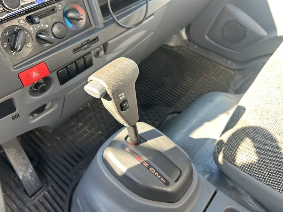 2019 Isuzu NRR-14