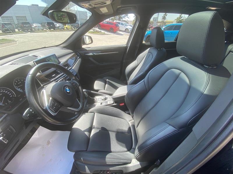 2018 BMW X1 XDrive28i-10