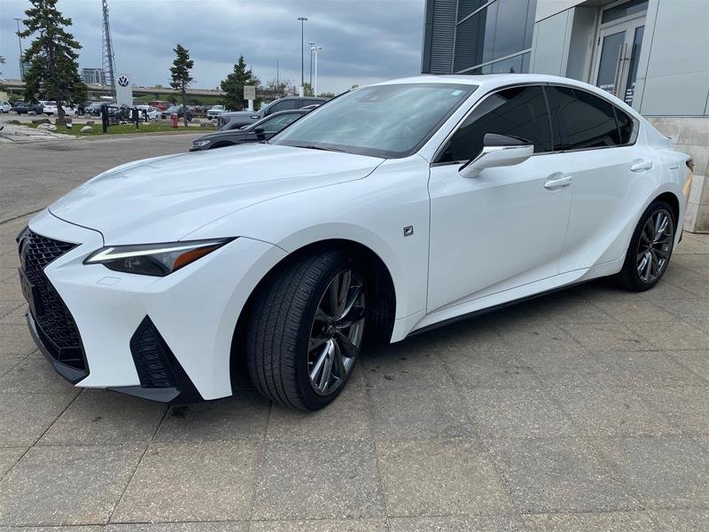 2021 Lexus IS 300-2