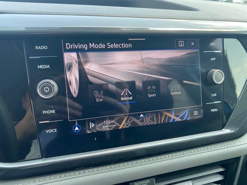 2023 Volkswagen Taos Highline-17