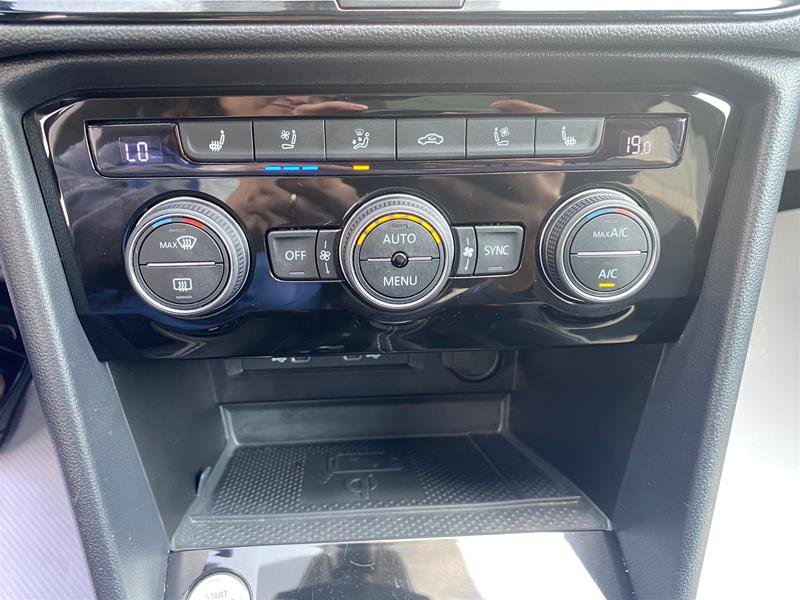 2023 Volkswagen Taos Highline-19