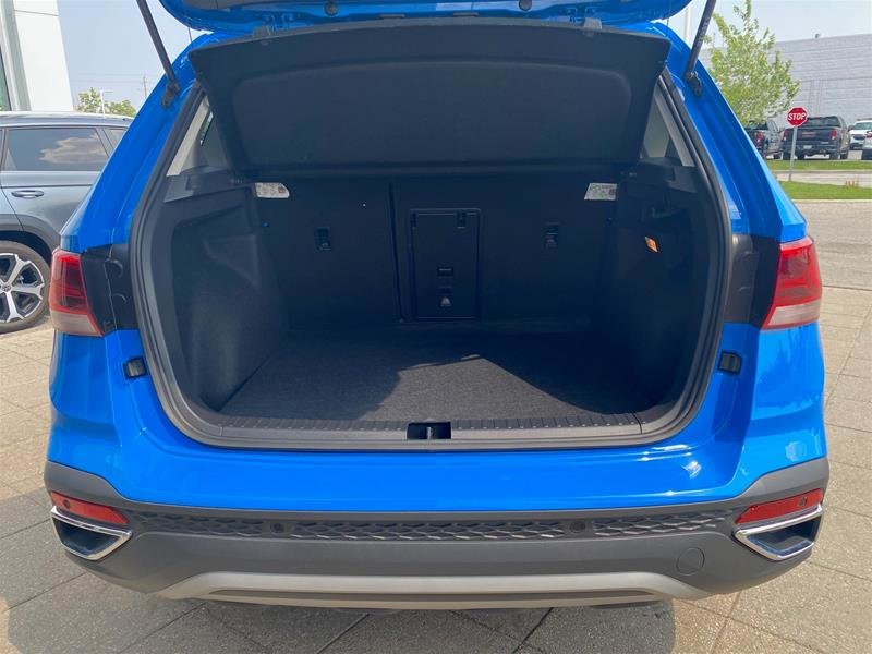 2023 Volkswagen Taos Highline-24
