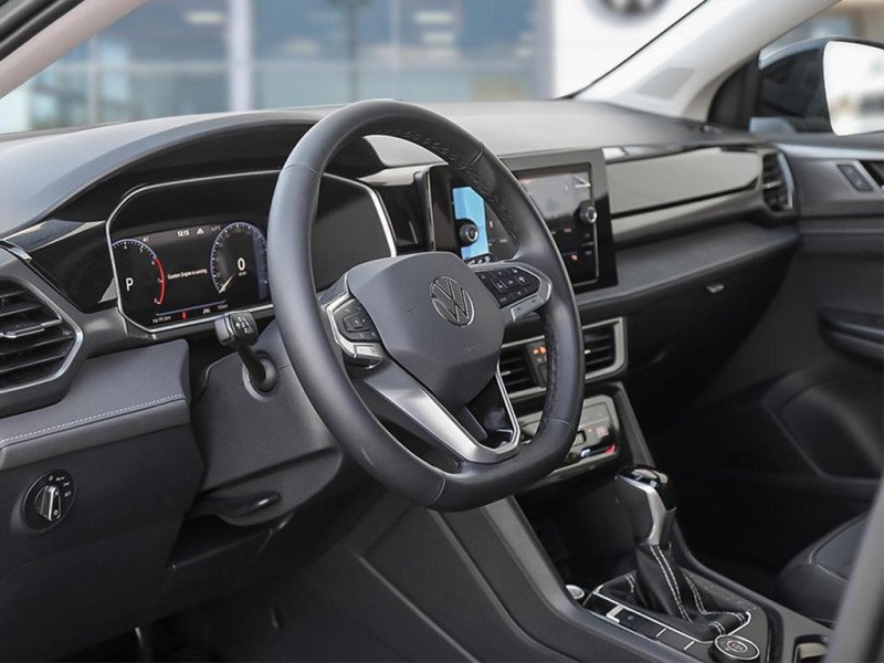 2026 Volkswagen Taos Comfortline Black Edition-8