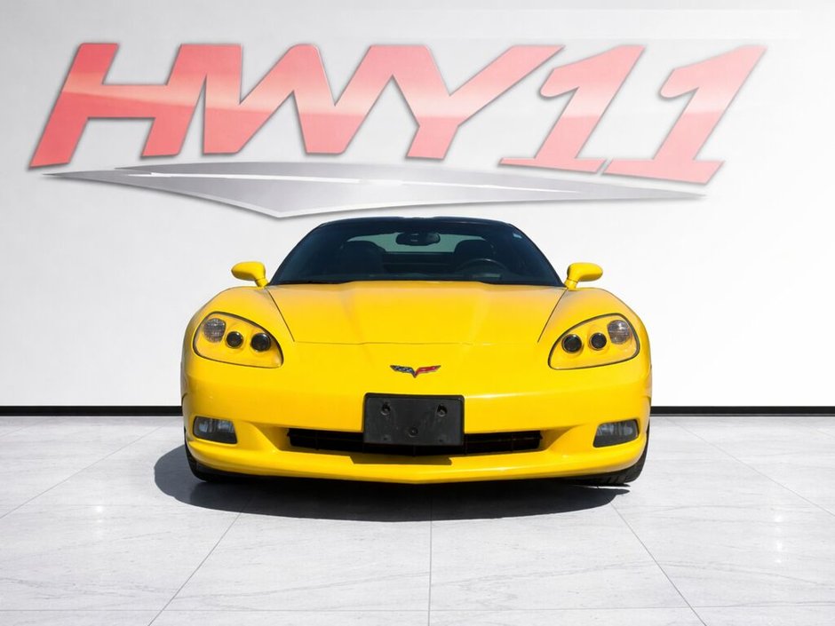 2005 Chevrolet Corvette BASE 2dr Cpe