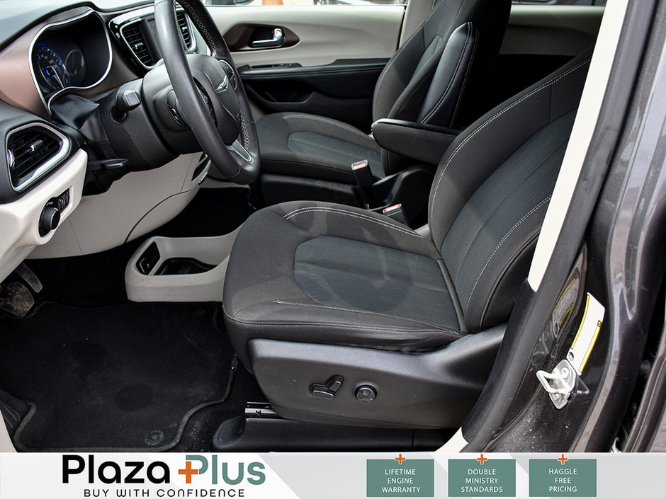 2022 Chrysler Grand Caravan SXT GREAT CONDITION! | POWER DOORS | REMOTE START | APPLE CARPLAY + ANDROID AUTO