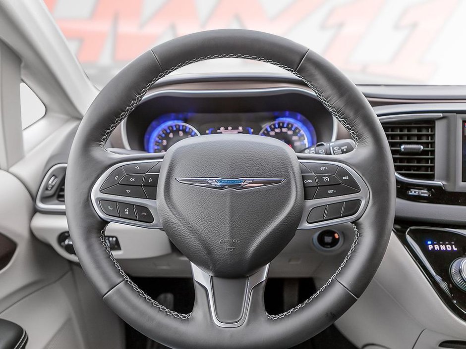 2024 Chrysler Grand Caravan SXT-11