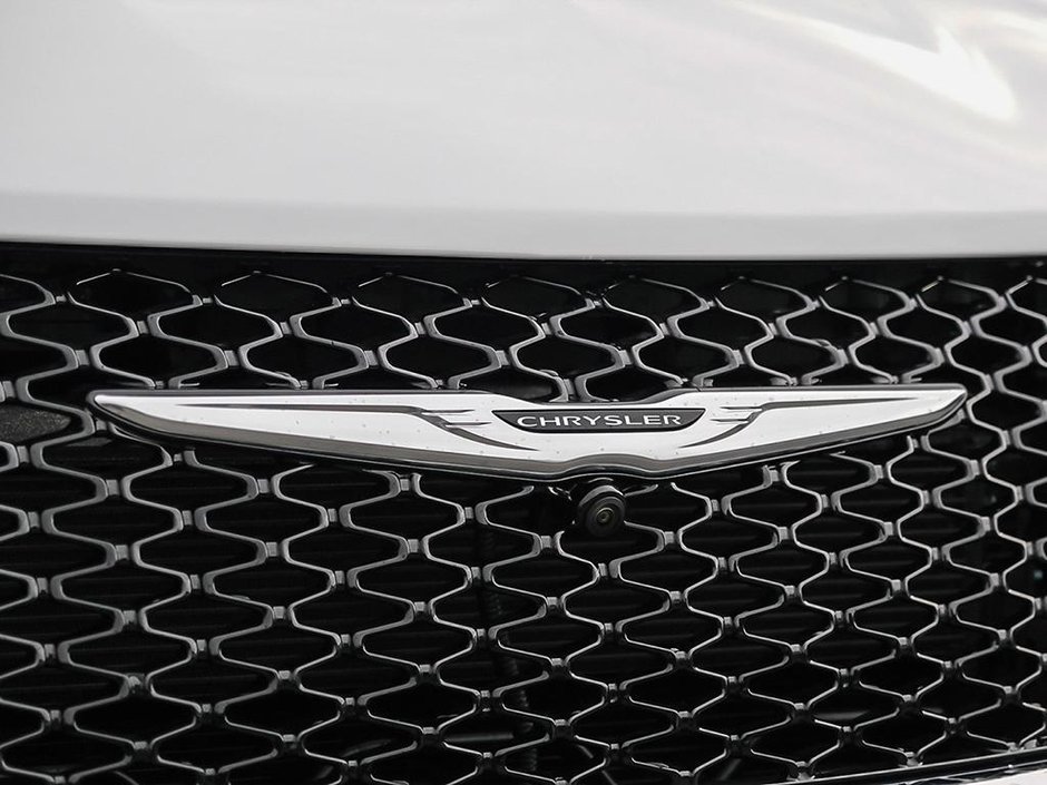 2026 Chrysler Pacifica SELECT-8