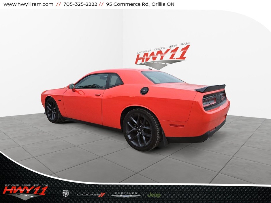 2023 Dodge Challenger R/T UNLEASH THE BEAST WITH THE 2023 DODGE CHALLENGER R/T BLACKTOP EDITION!