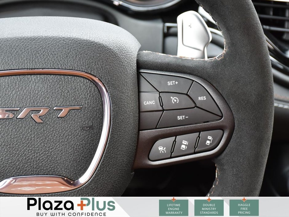 2025 Dodge Durango SRT Hellcat Brass Monkey 2XB SRT HELLCAT BRASS MONKEY/3RD ROW SEATING//SUNROOF/PREMIUM SOUND