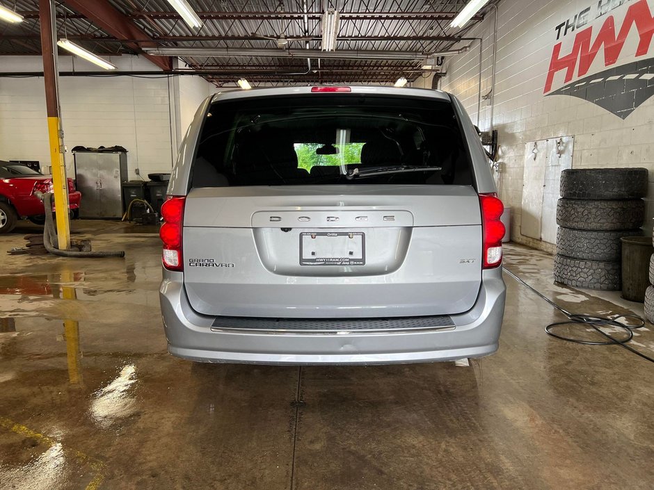 2018 Dodge Grand Caravan CVP/SXT-5