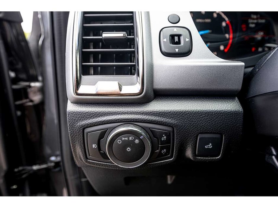 2023 Ford Ranger XLT 2.3L EcoBOOST   4 CYLINDER ENGINE   270 HORSEPOWER