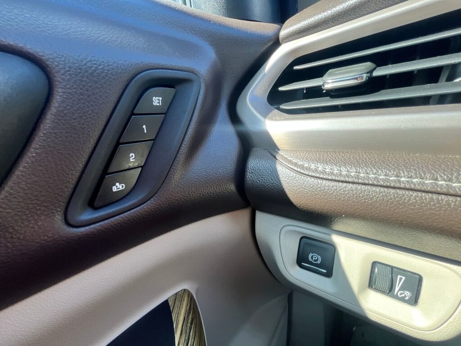 2018 GMC Acadia Denali-12