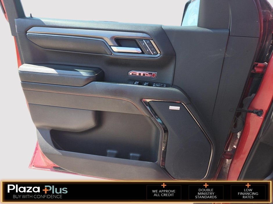 2022 GMC Sierra 1500 AT4 4WD Crew Cab 157  AT4