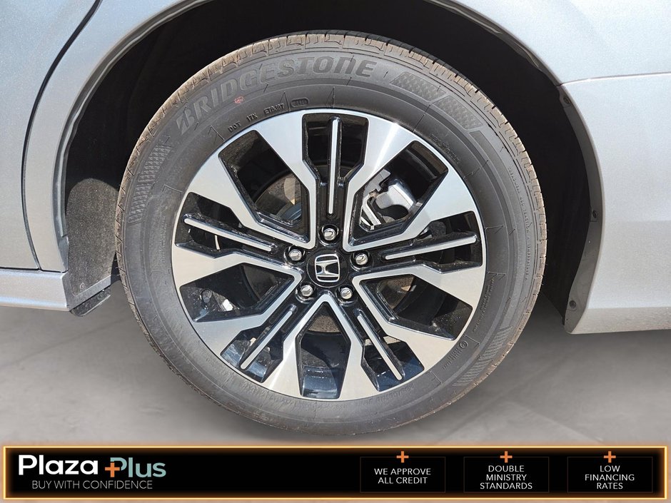 2026 Honda Odyssey Touring Touring Auto